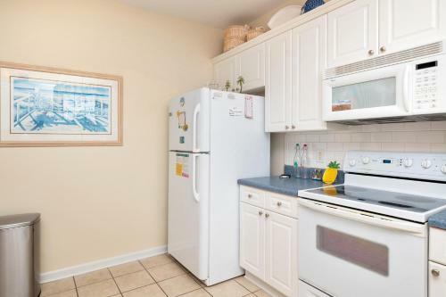 A Bit O'heaven By Oak Island Accommodations