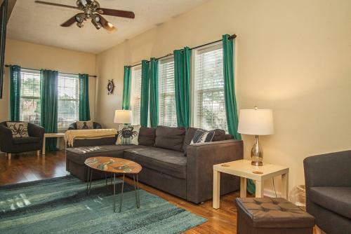 A Life Aquatic By Oak Island Accommodations