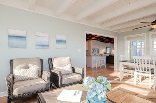 A Little Nauti By Oak Island Accommodations