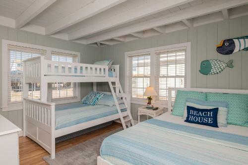 A Little Nauti By Oak Island Accommodations