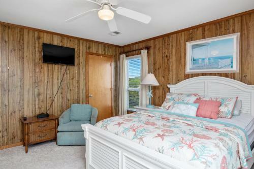 Beach Walkers By Oak Island Accommodations