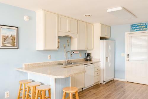 A Gem By Oak Island Accommodations