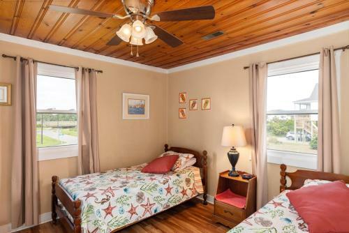 A Beach Music Paradise By Oak Island Accommodations