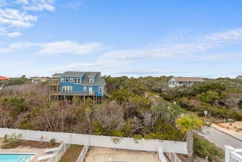 Alpha Breeze By Oak Island Accommodations