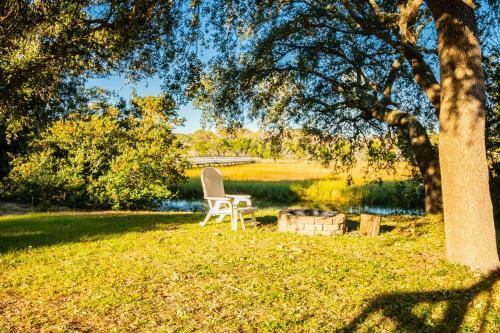 All About The Views By Oak Island Accommodations