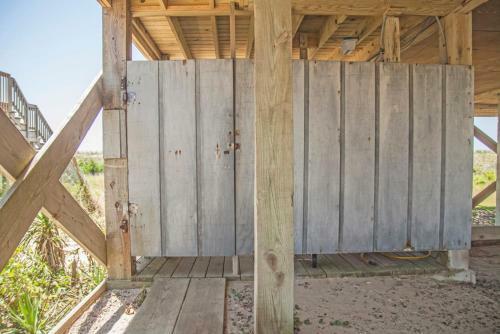 Beach Music By Oak Island Accommodations