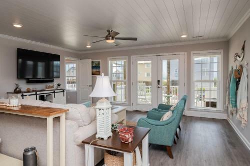 Mermaid Manor By Oak Island Accommodations