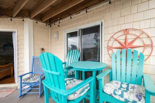 Ocean Walk By Oak Island Accommodations