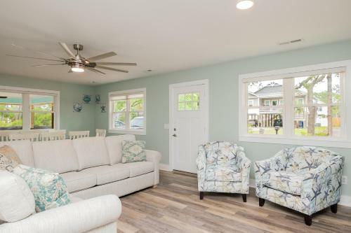 Zaruba Beach By Oak Island Accommodations