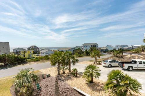 Change Of Pace By Oak Island Accommodations