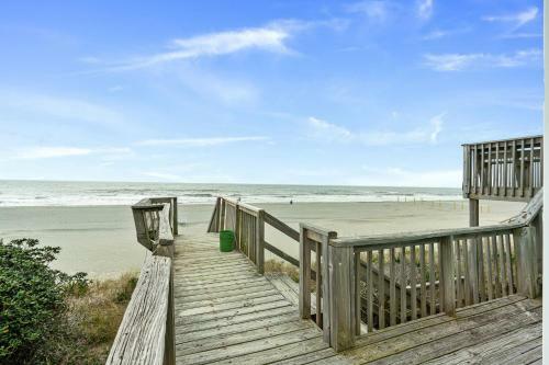 My Two Gulls By Oak Island Accommodations