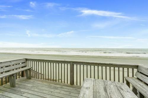 My Two Gulls By Oak Island Accommodations