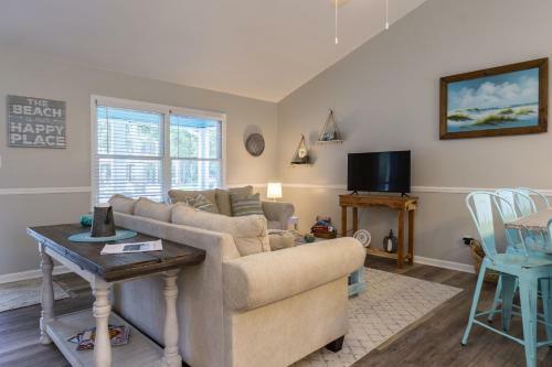 Nanas Nest By Oak Island Accommodations