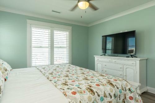 Lunas By Oak Island Accommodations