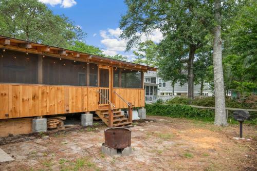Mountains To Sea By Oak Island Accommodations