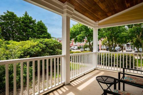 Marina 1 By Oak Island Accommodations