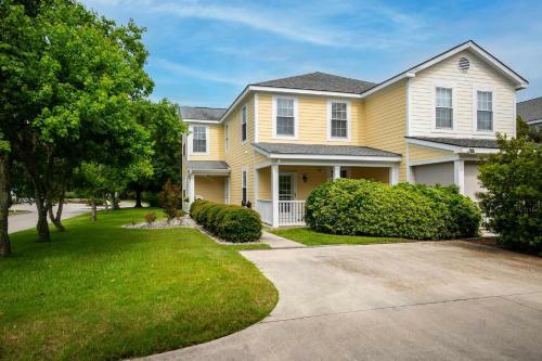 Marina 1 By Oak Island Accommodations