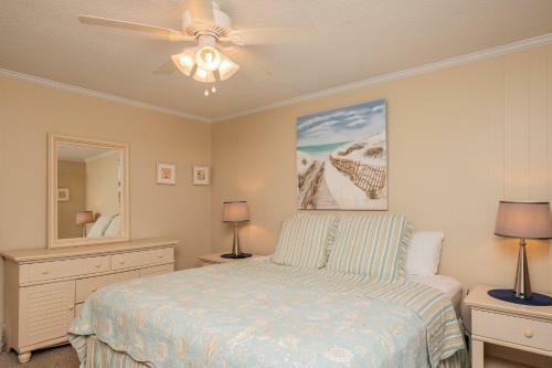 Into The Mystic By Oak Island Accommodations