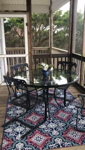 The Surf Shack By Oak Island Accommodations