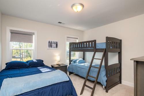 Intracoastal Views By Oak Island Accommodations