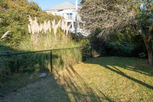 Stingwray Cove By Oak Island Accommodations