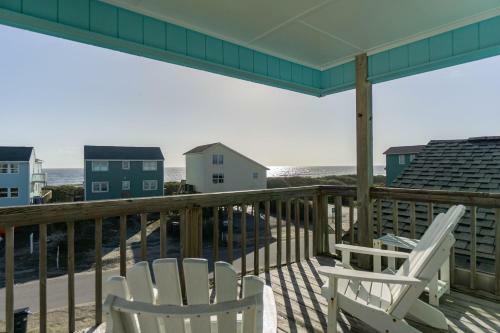 Stingwray Cove By Oak Island Accommodations