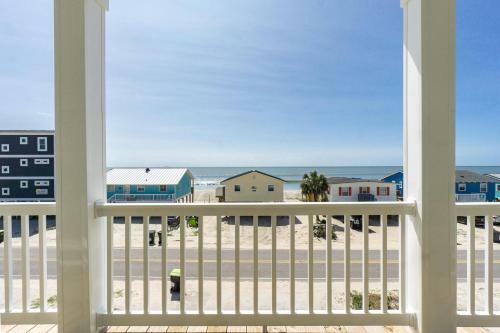 Wait N Sea By Oak Island Accommodations