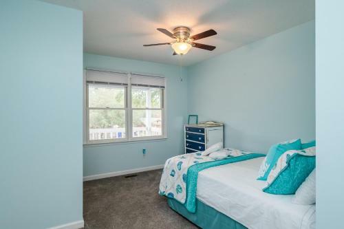 La Isla Bonita By Oak Island Accommodations
