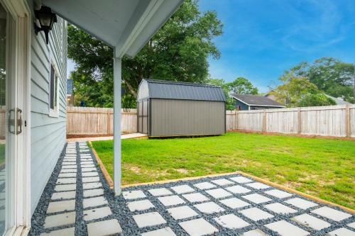 La Isla Bonita By Oak Island Accommodations