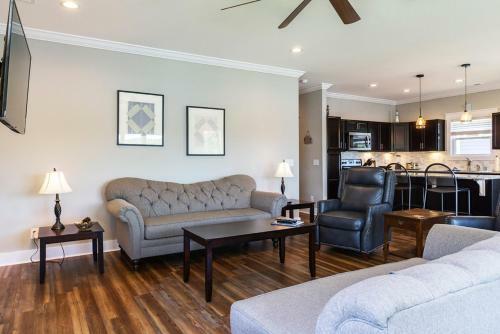 Waterway Haven By Oak Island Accommodations