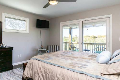 Lay Z Days By Oak Island Accommodations