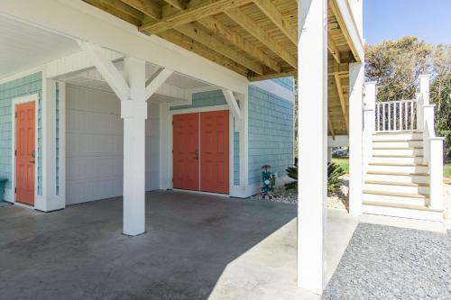 Stairway To Haven By Oak Island Accommodations