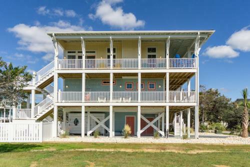 Stairway To Haven By Oak Island Accommodations