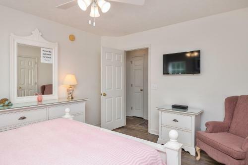 The Seashell By Oak Island Accommodations