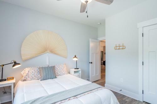 Suga Shack By Oak Island Accommodations