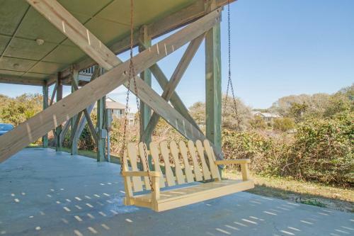 Southern Horizons By Oak Island Accommodations