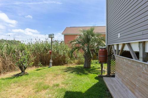 It Depends By Oak Island Accommodations