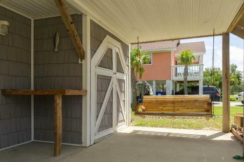 It Depends By Oak Island Accommodations