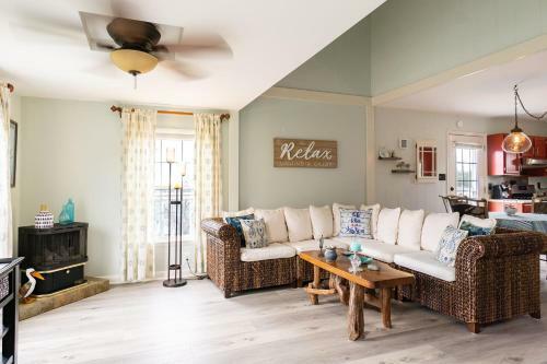 It Depends By Oak Island Accommodations