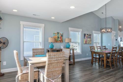 The Treasure Chest By Oak Island Accommodations
