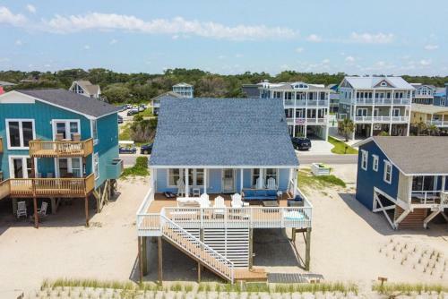 Summer Sands By Oak Island Accommodations