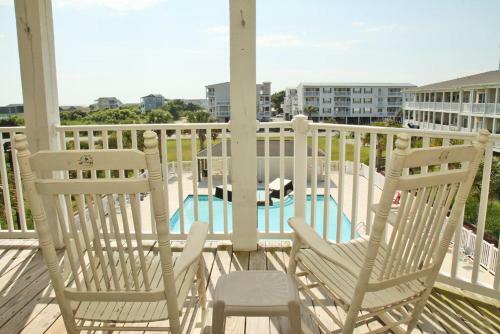 The Palms At Long Bay By Oak Island Accommodations