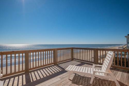 Spoiled Rotten By Oak Island Accommodations