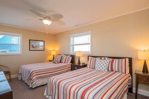 Spoiled Rotten By Oak Island Accommodations