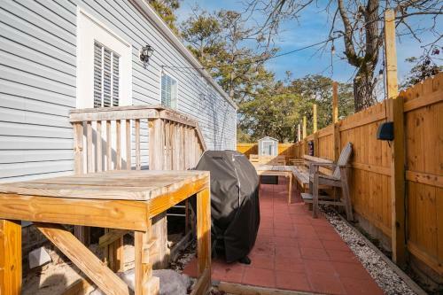 Lighthouse Lodge By Oak Island Accommodations