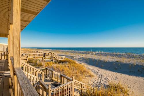 Lady Dune By Oak Island Accommodations