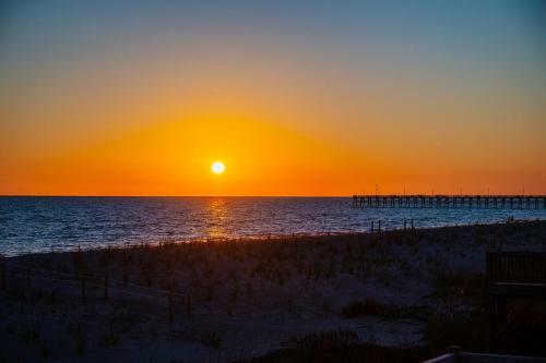 Lady Dune By Oak Island Accommodations