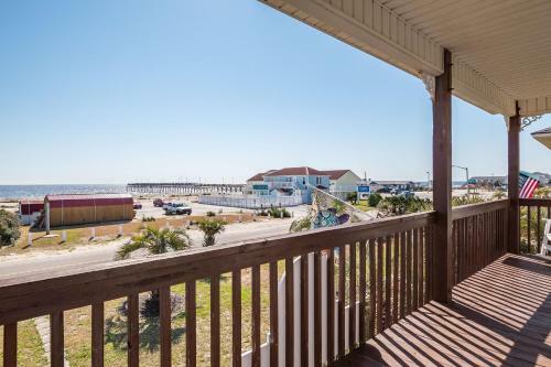 The Turtle Shell By Oak Island Accommodations