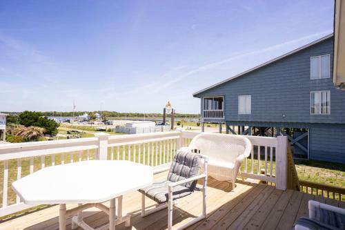Shorebird By Oak Island Accommodations