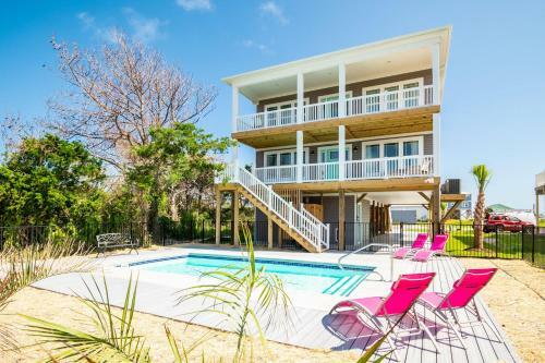 Sweet Sunshine By Oak Island Accommodations